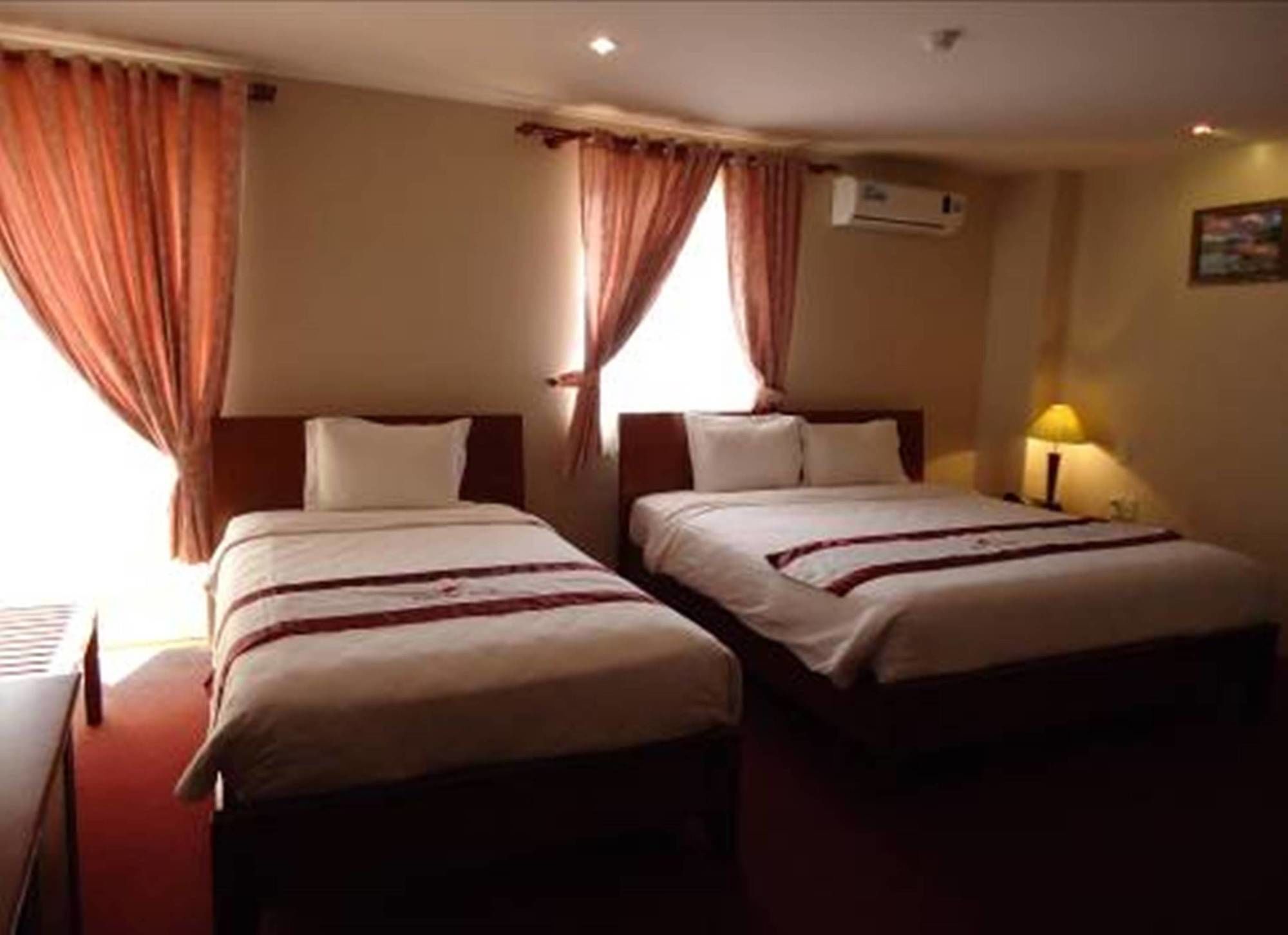 Song Tien Annex Hotel My Tho Exterior photo
